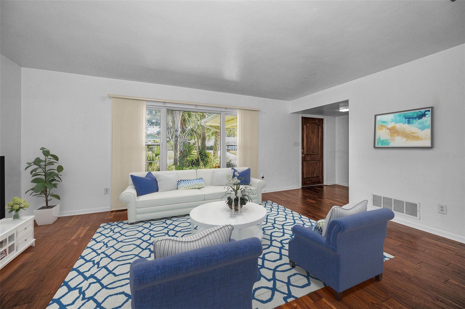 2310 SARAZEN DR — photo 14