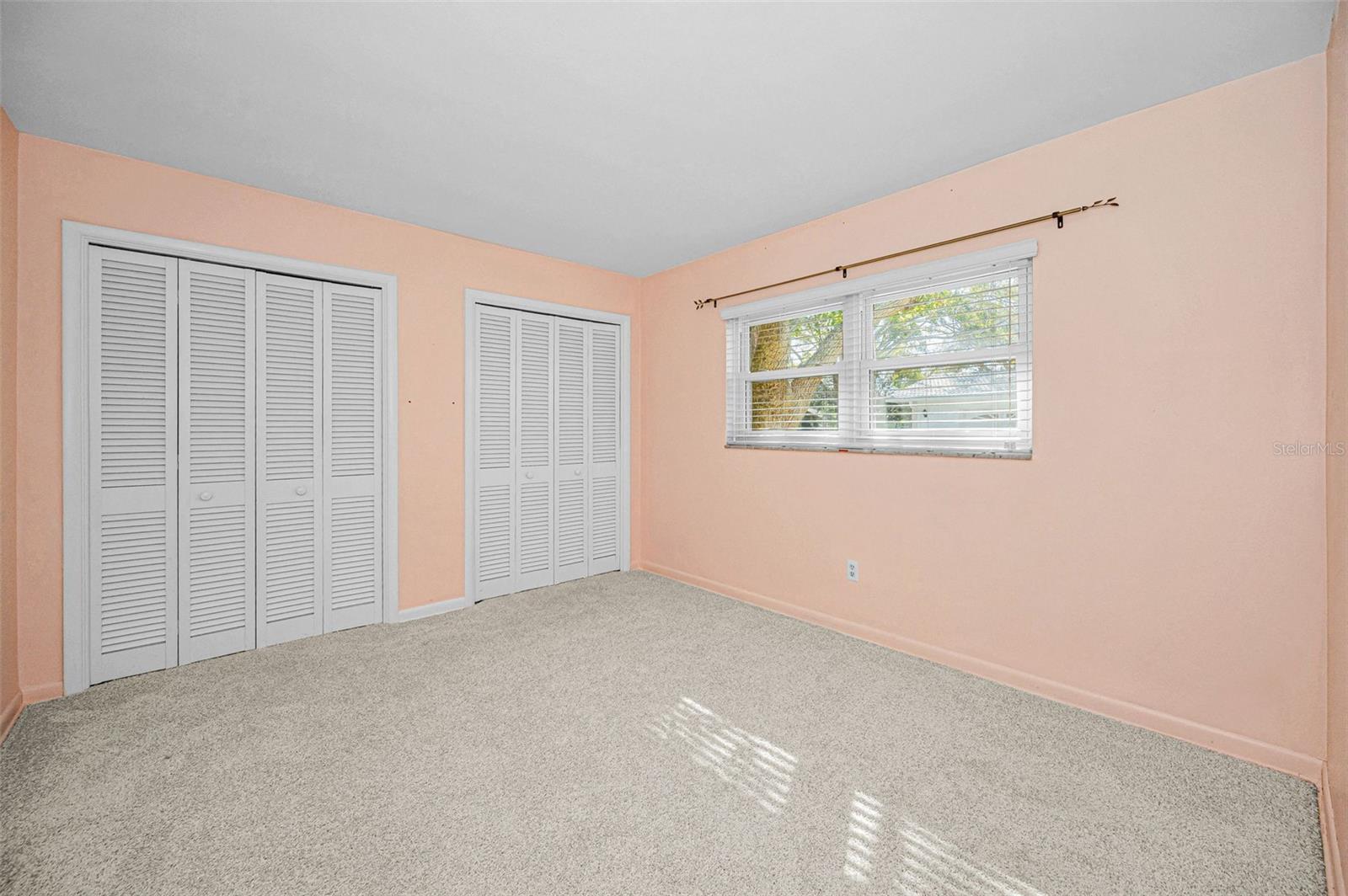 2310 SARAZEN DR — photo 42