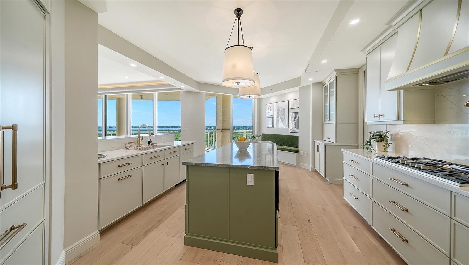 1300 BENJAMIN FRANKLIN DR #809 — photo 46
