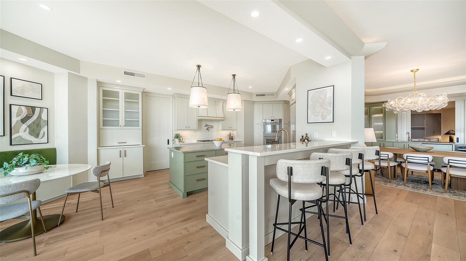 1300 BENJAMIN FRANKLIN DR #809 — photo 39