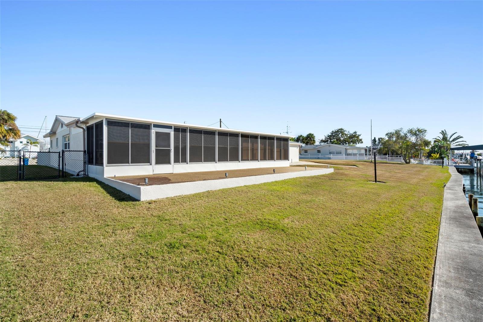 5003 COMMONWEALTH RD — photo 38