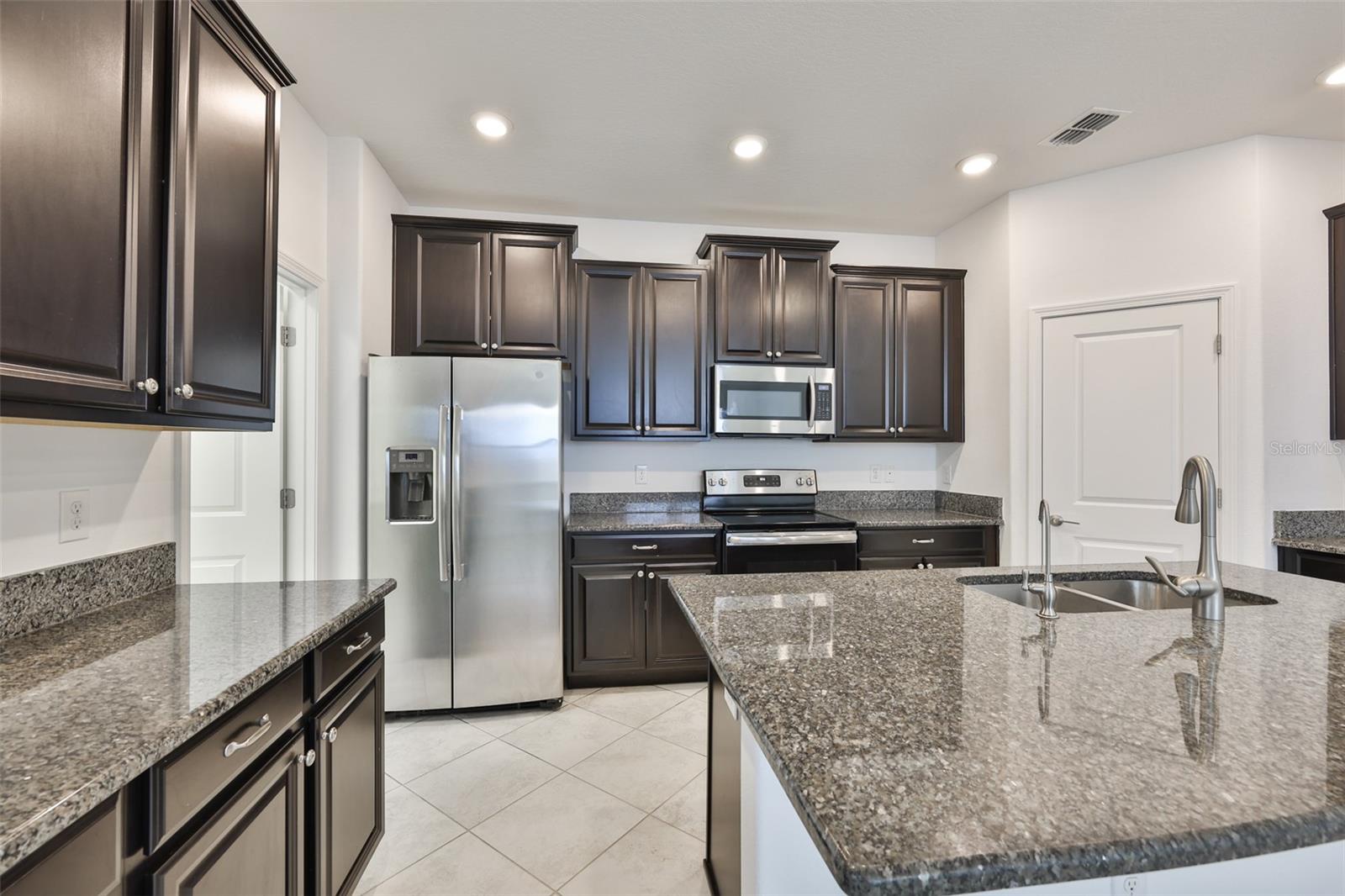 10616 GREAT CORMORANT DR — photo 27