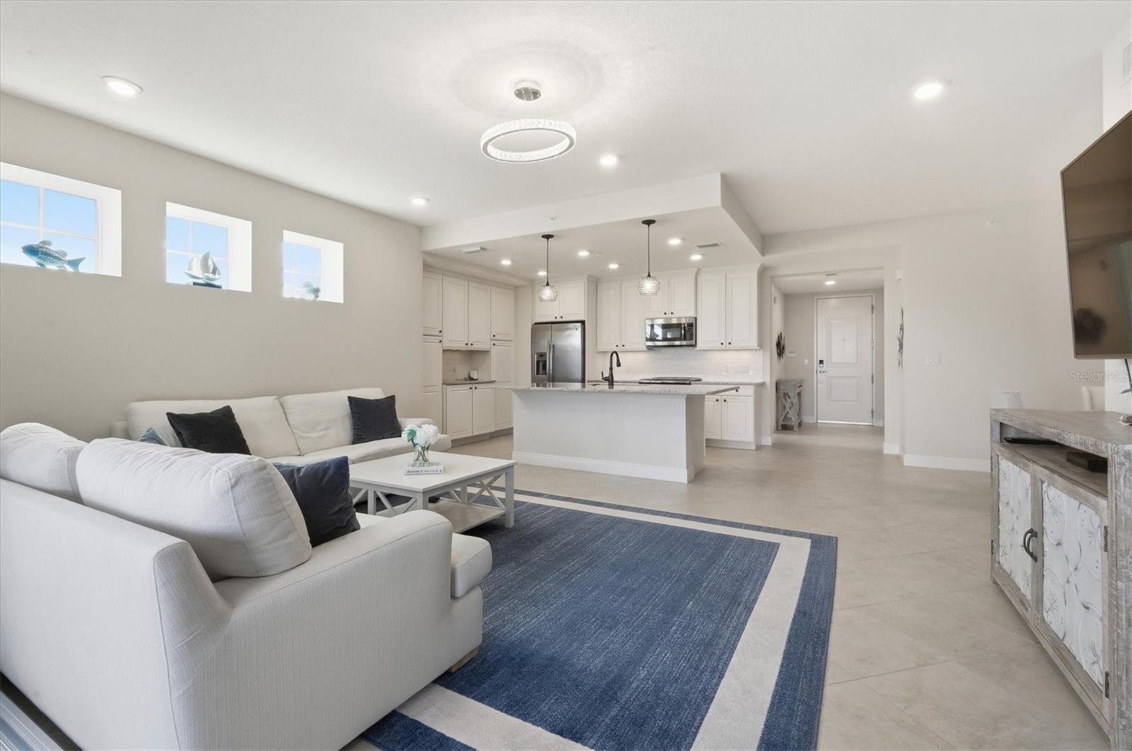 395 ARUBA CIR #303 — photo 9