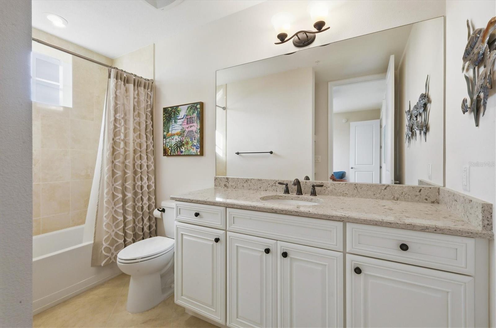 395 ARUBA CIR #303 — photo 24