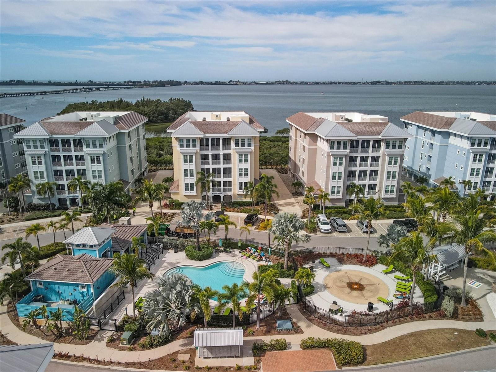 395 ARUBA CIR #303 — photo 35