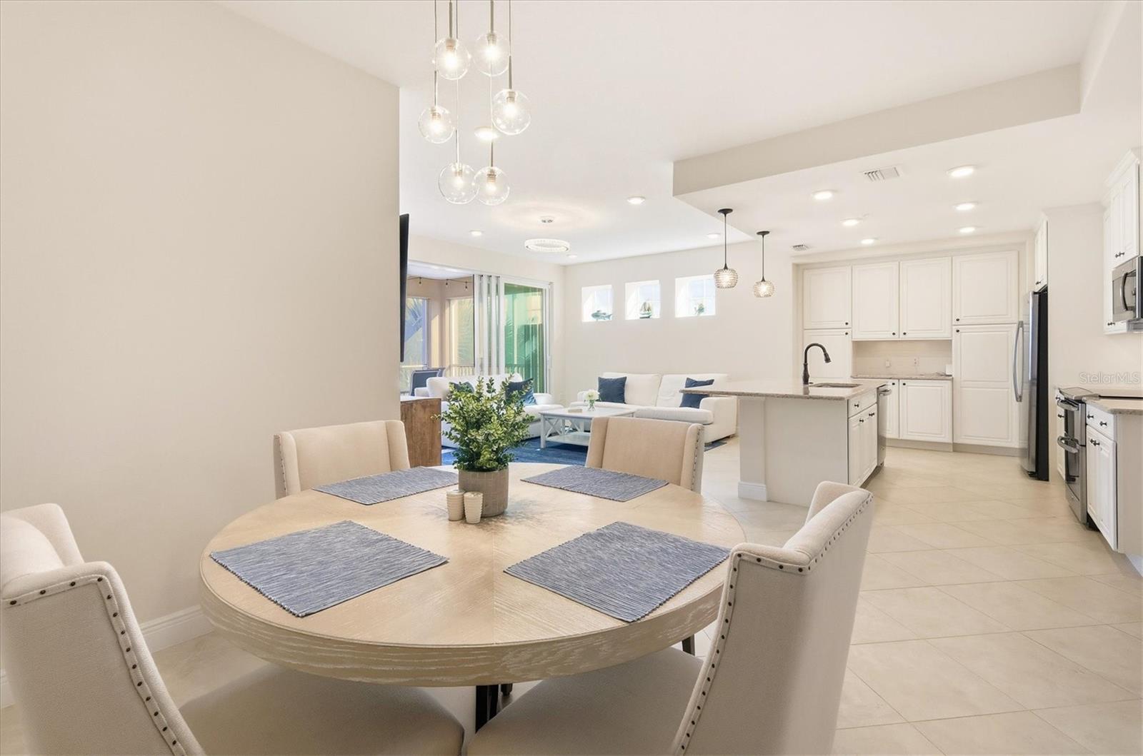 395 ARUBA CIR #303 — photo 14