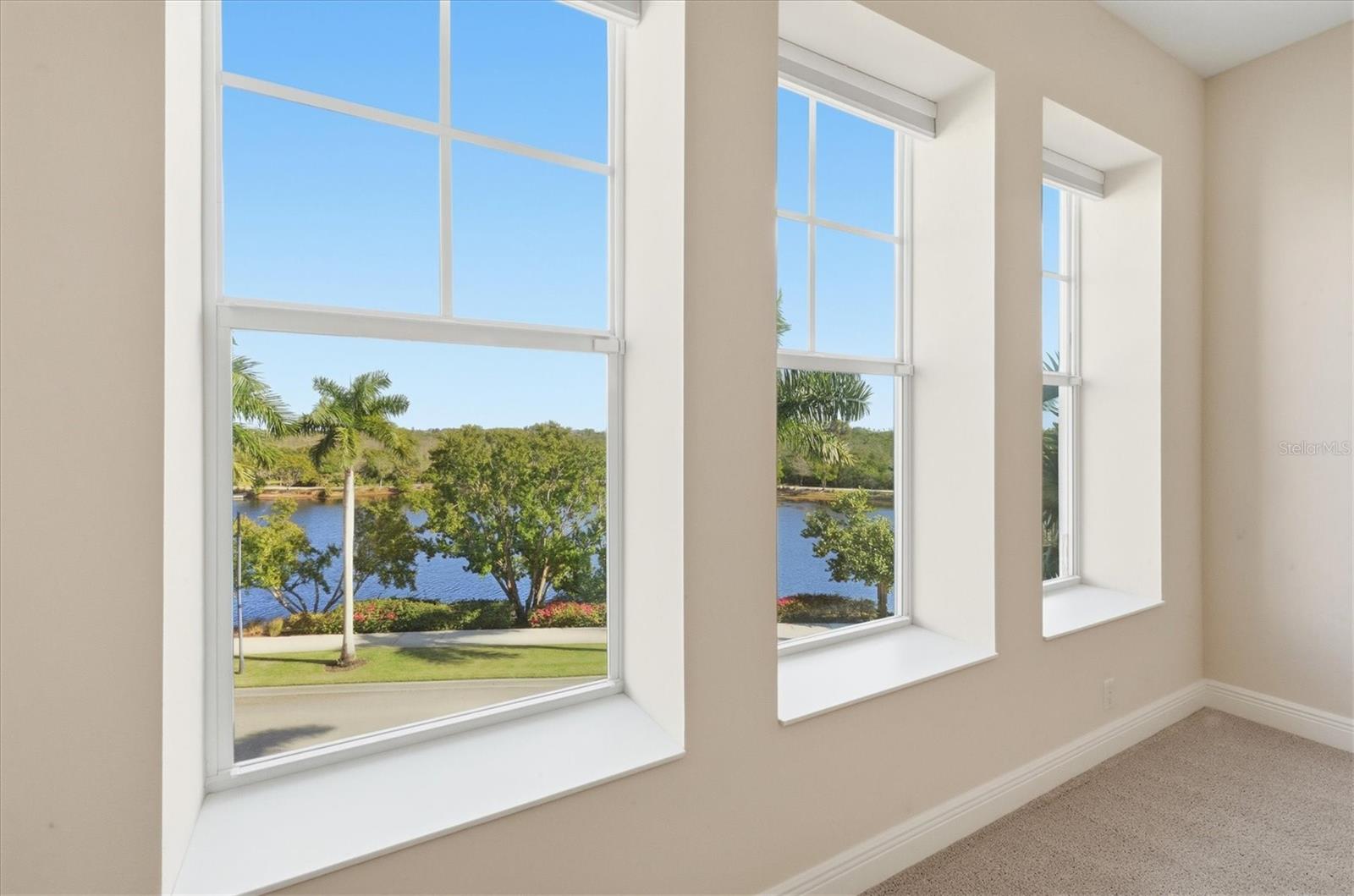395 ARUBA CIR #303 — photo 18