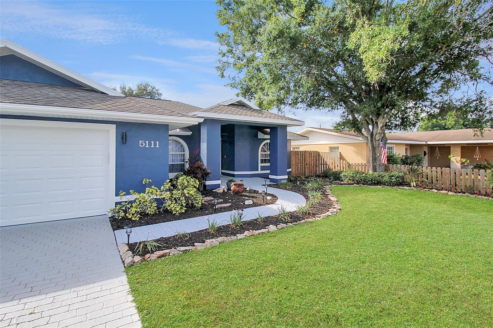 5111 13TH AVENUE DR W — photo 2
