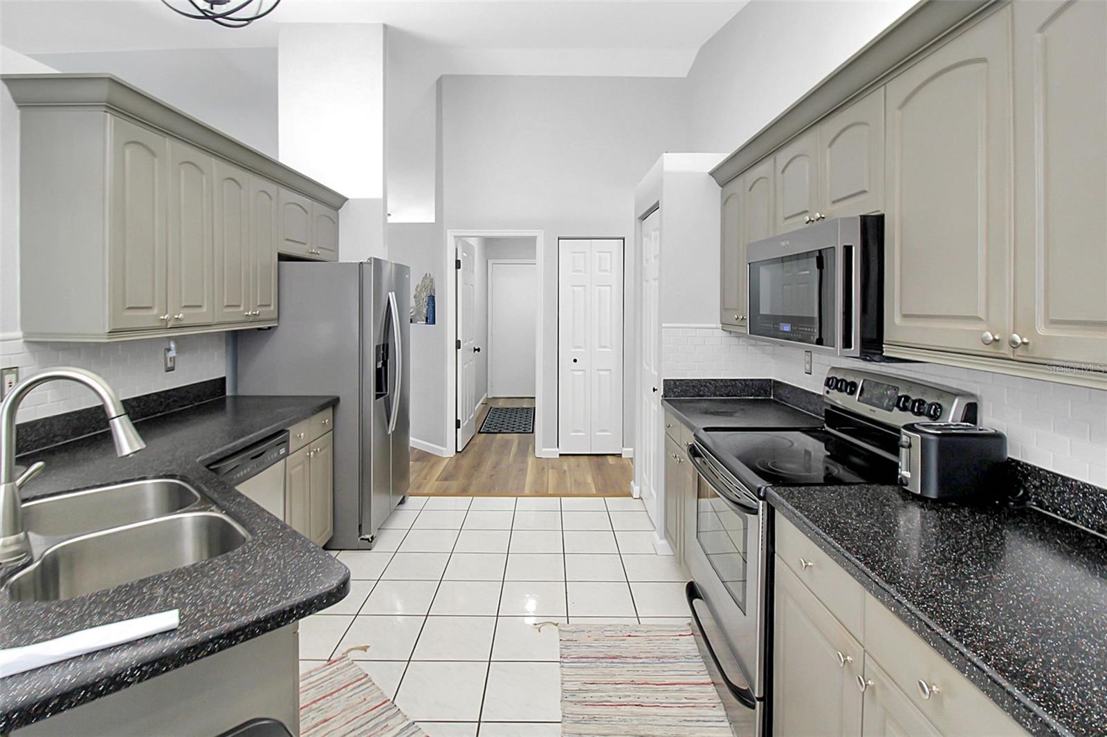 5111 13TH AVENUE DR W — photo 33