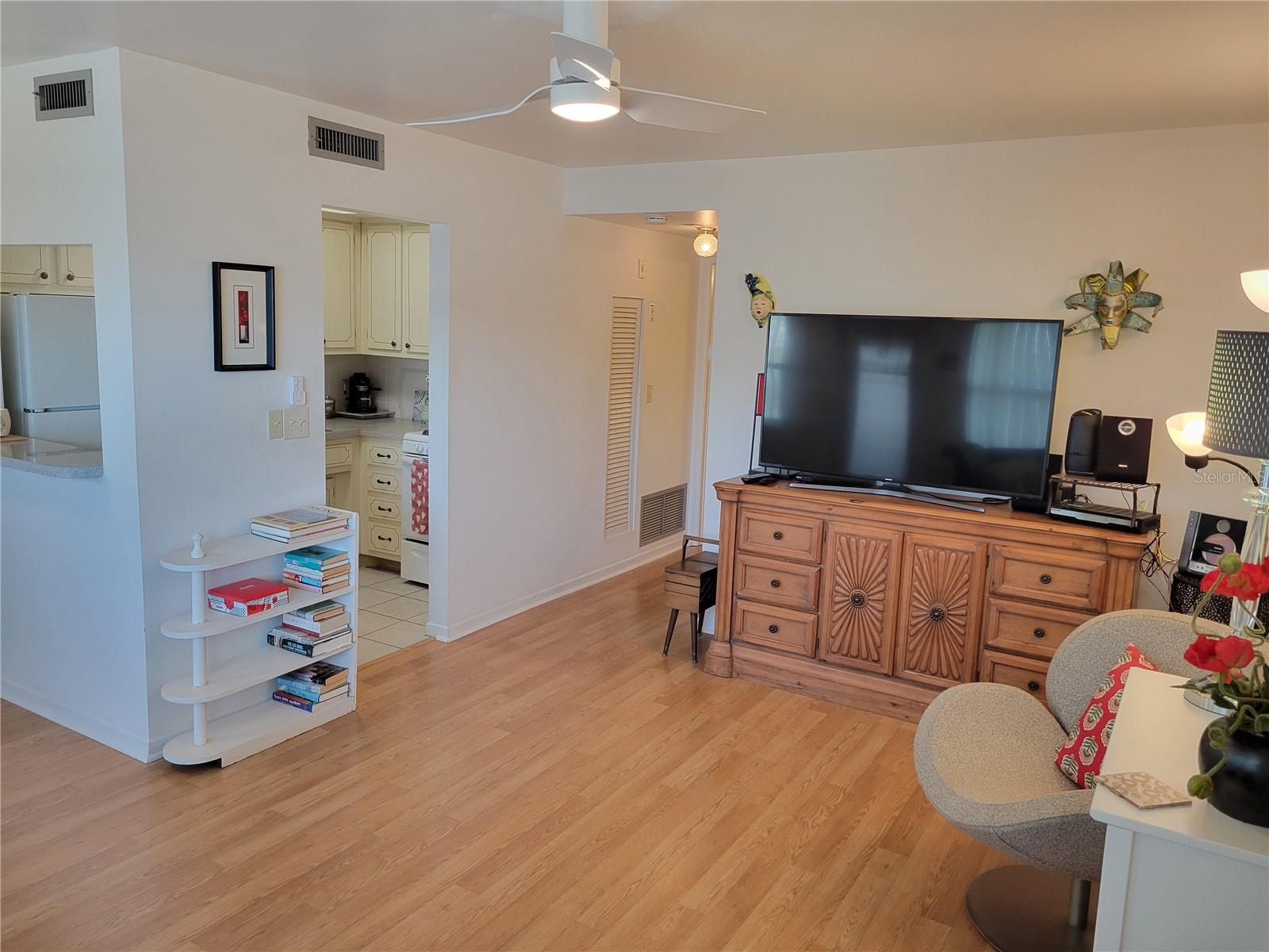 5945 21ST ST N #18 — photo 7