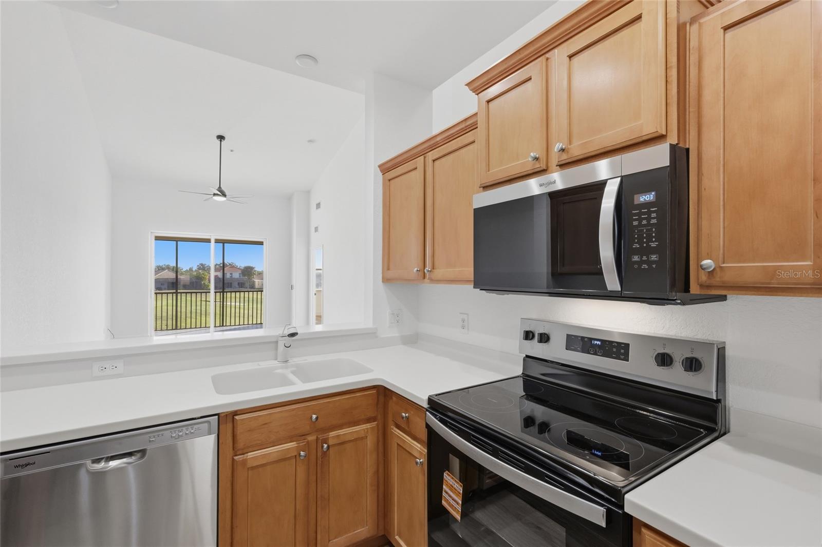803 FAIRWAYCOVE LN #205 — photo 10