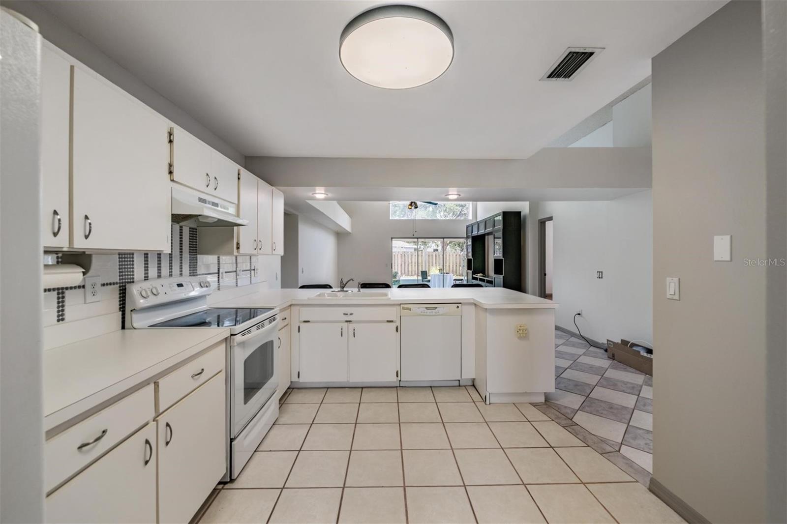 1813 DOCKSIDE DR — photo 32