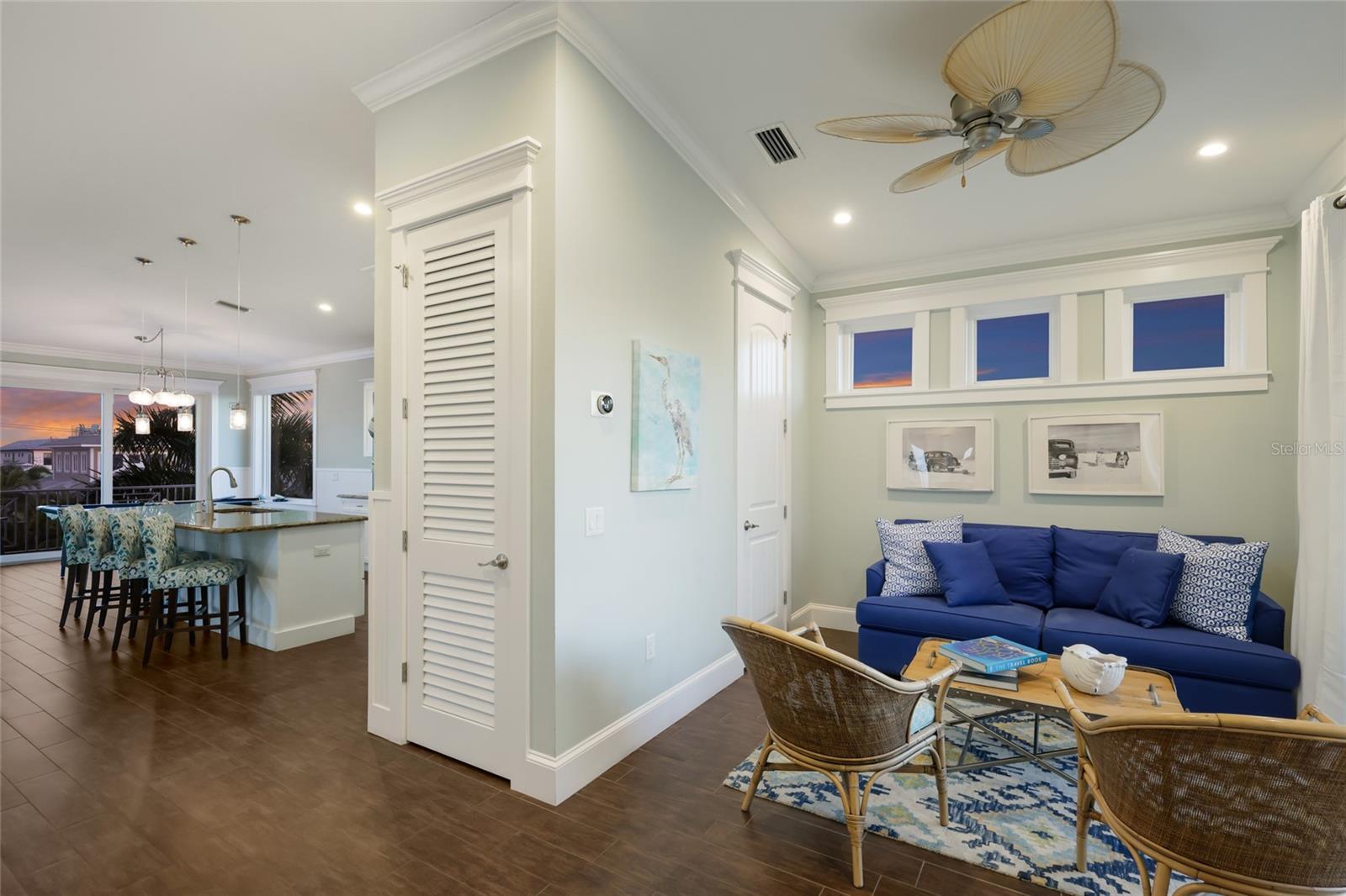 206 CHURCH AVE — photo 12