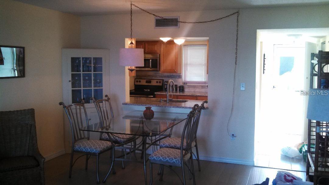 464 N PAULA DR N #323 — photo 3