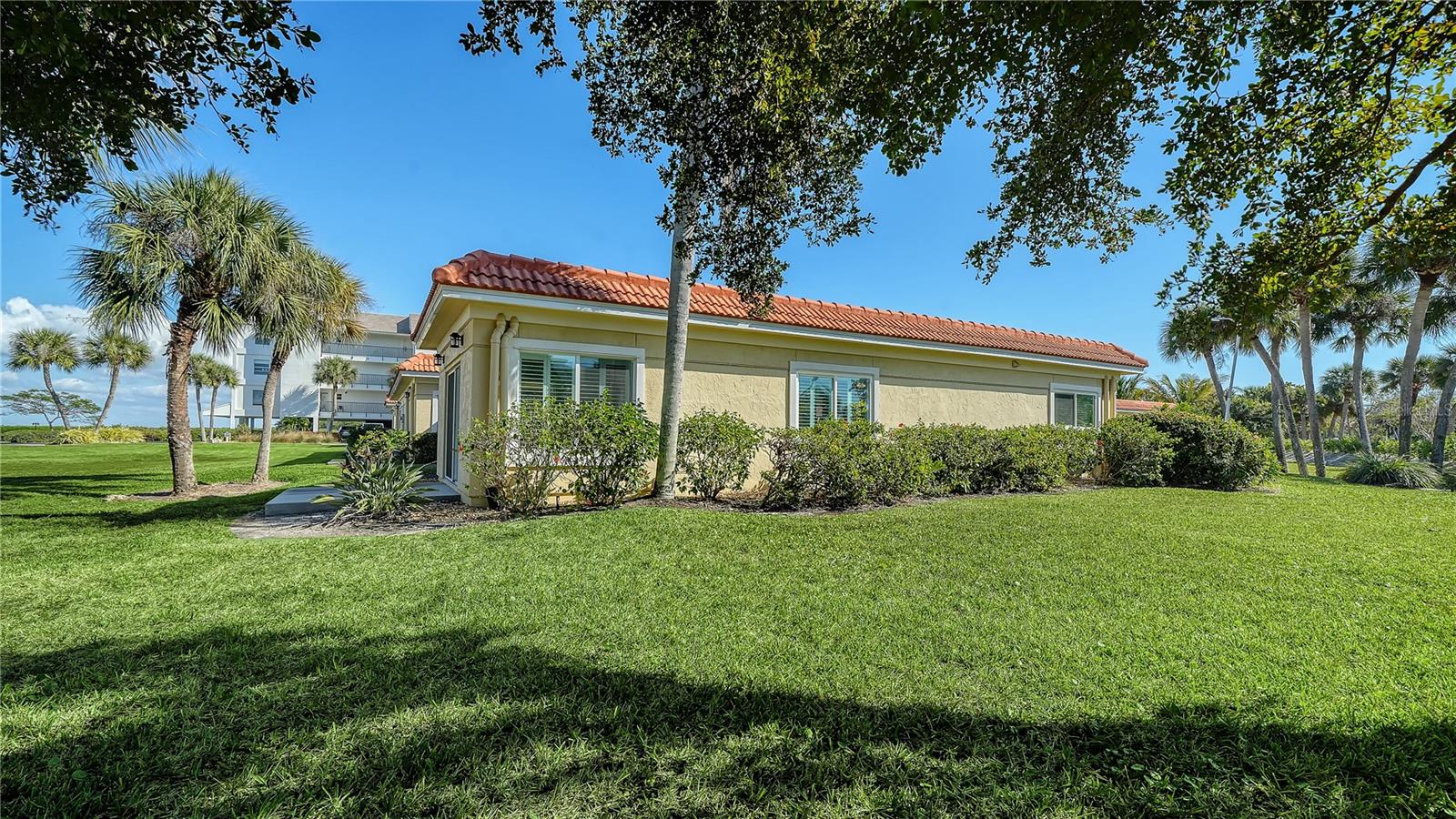 4750 GULF OF MEXICO DR #Villa 8 — photo 31