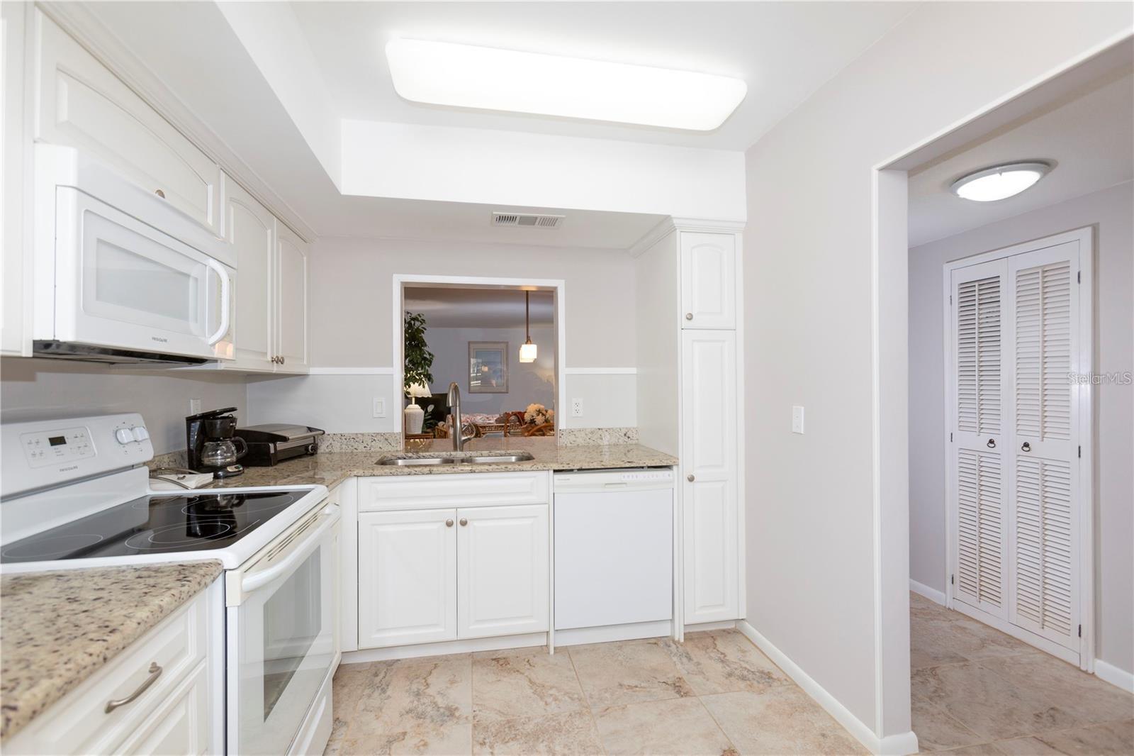 4632 MARINE PKWY #201 — photo 3