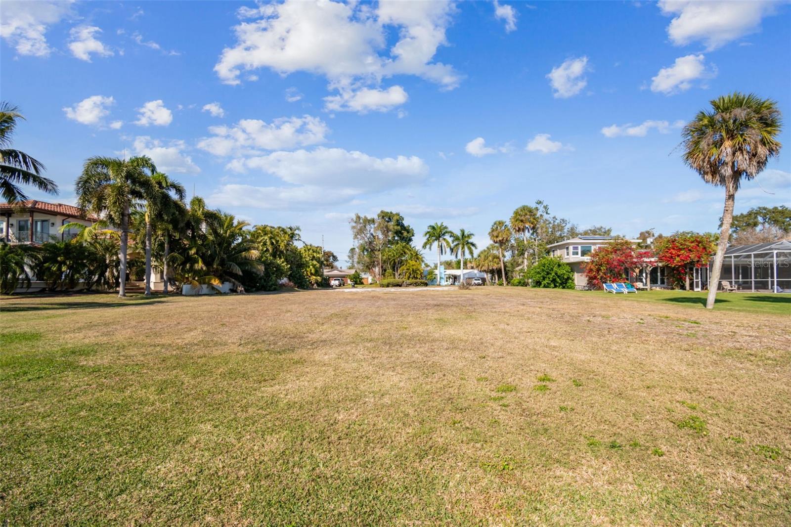 6330 BAHAMA SHORES DR S — photo 29