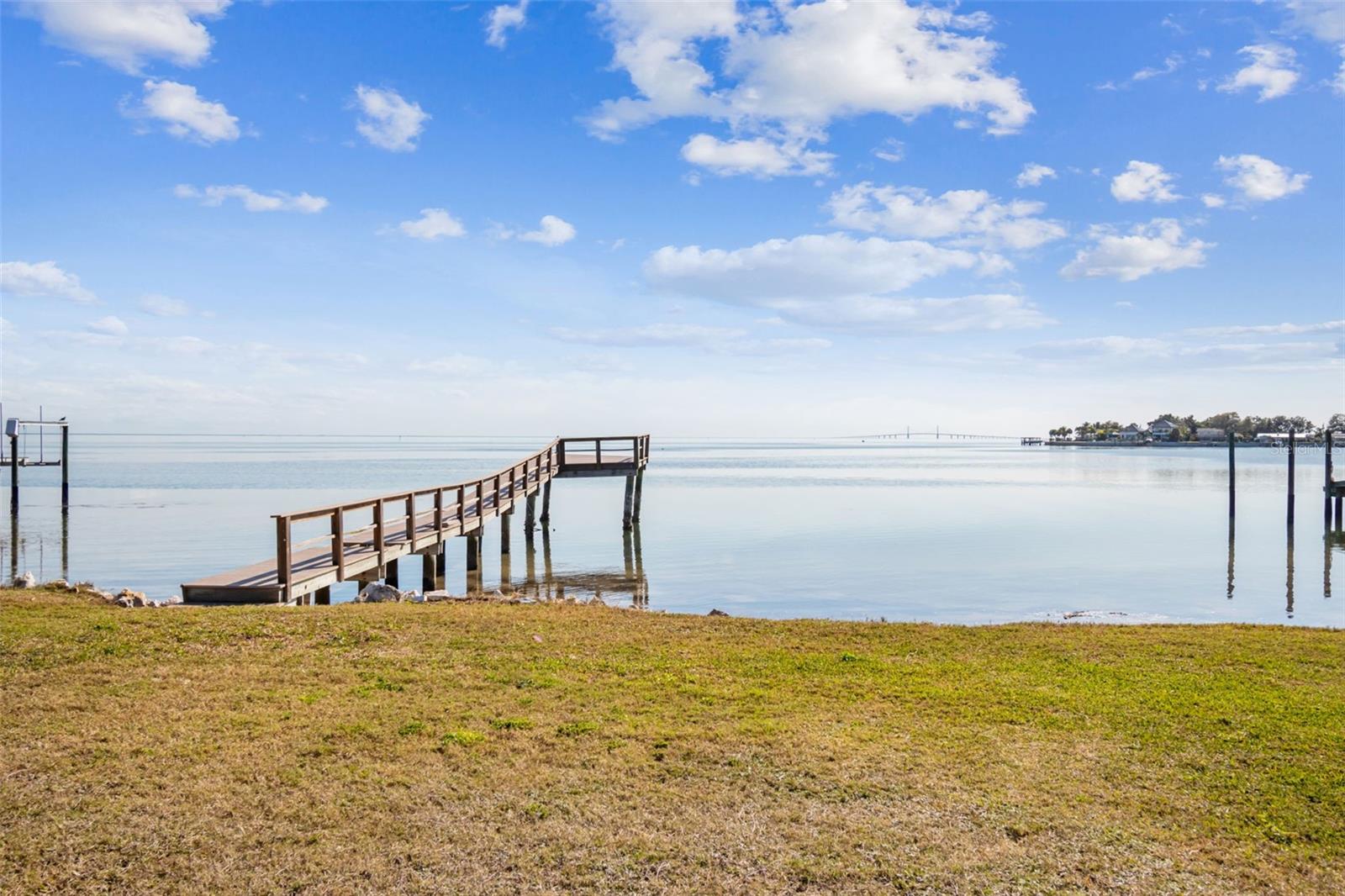 6330 BAHAMA SHORES DR S — photo 2