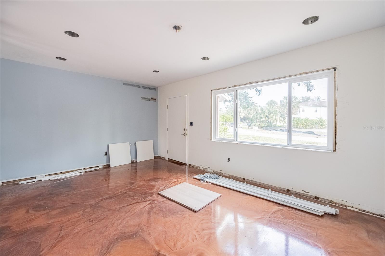 6213 SANDERS DR — photo 19