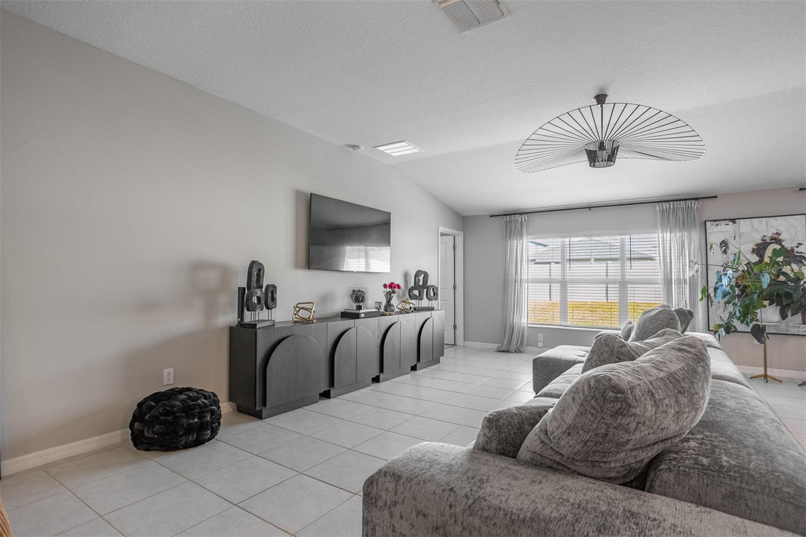 15415 MILLER CREEK DR — photo 17