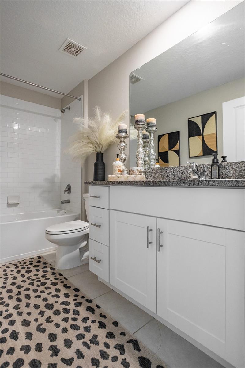 15415 MILLER CREEK DR — photo 32