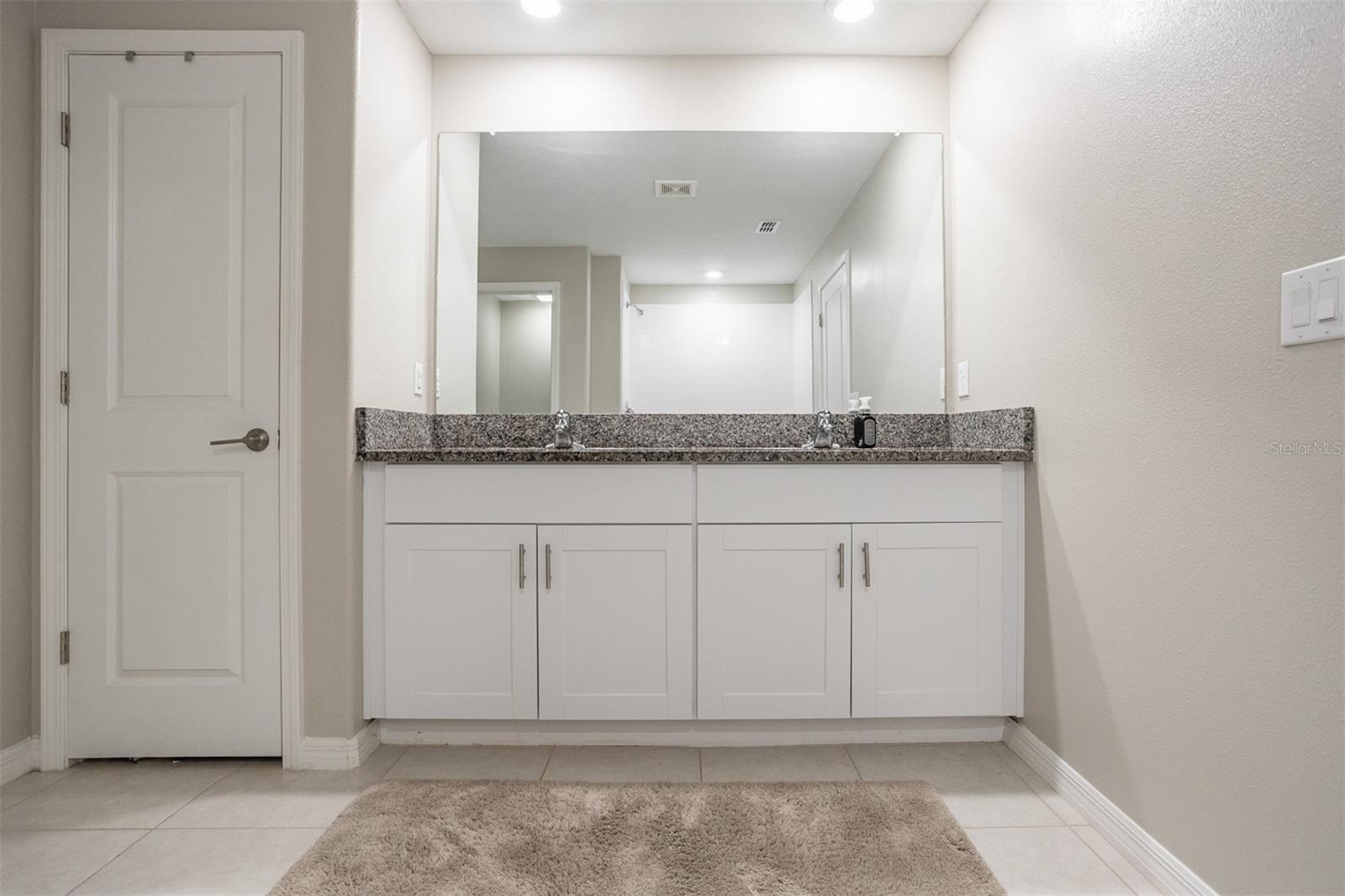 15415 MILLER CREEK DR — photo 24