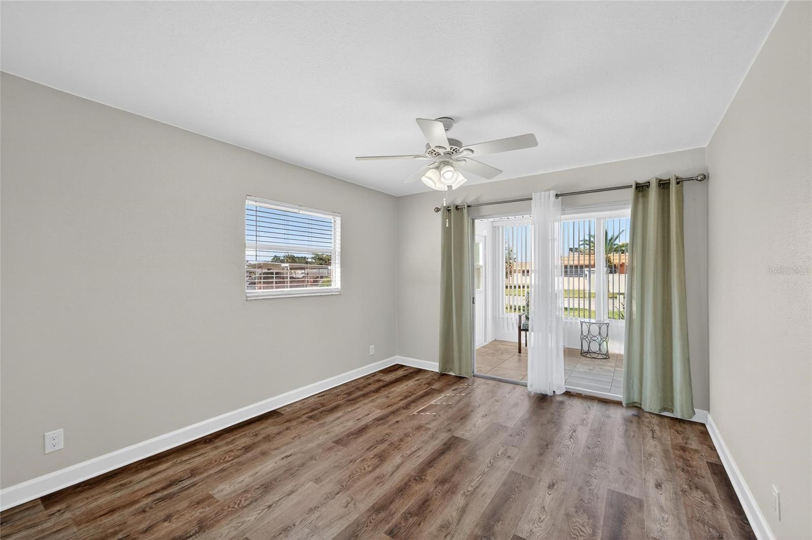1802 BEDFORD LN #12 — photo 13