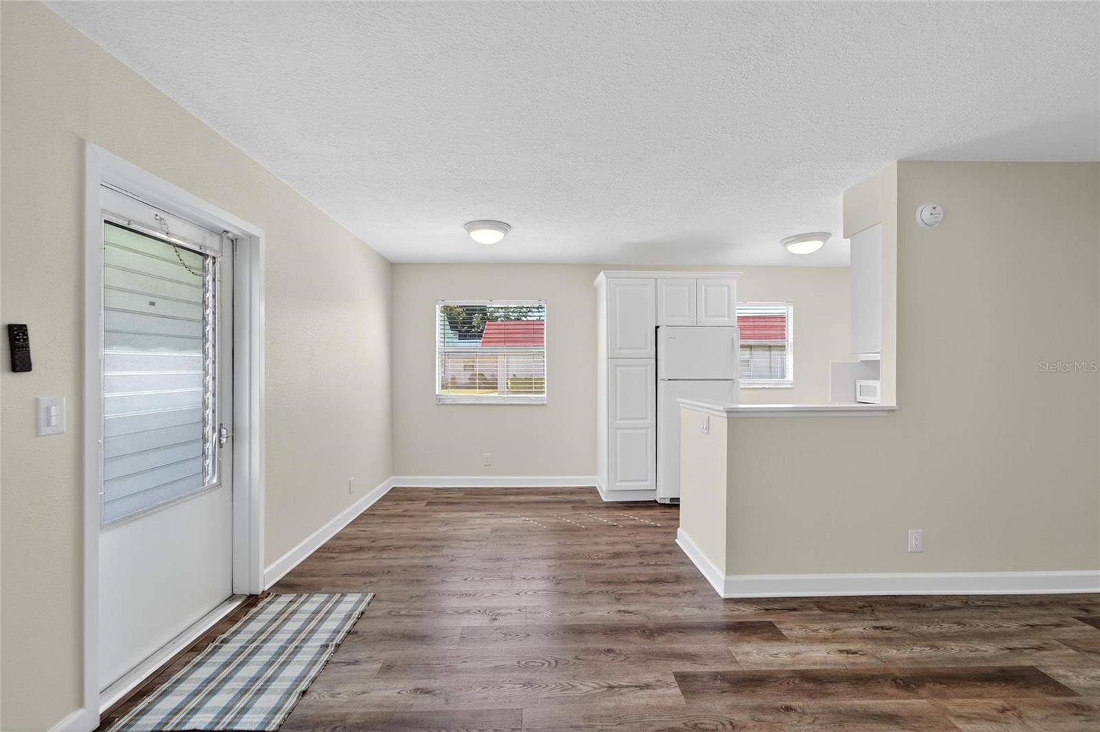1802 BEDFORD LN #12 — photo 5