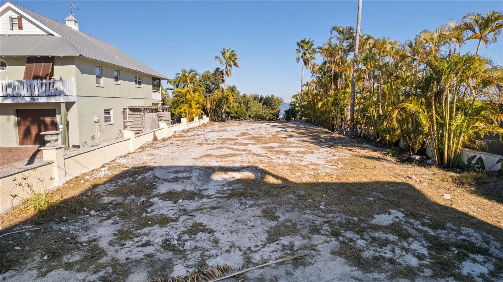 2306 CANASTA DR — photo 4