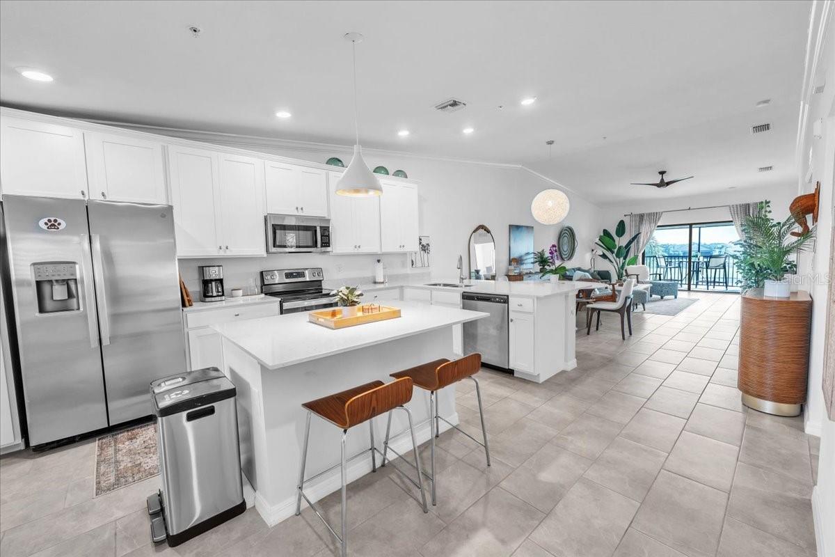 5711 PALMER CIR #206 — photo 4