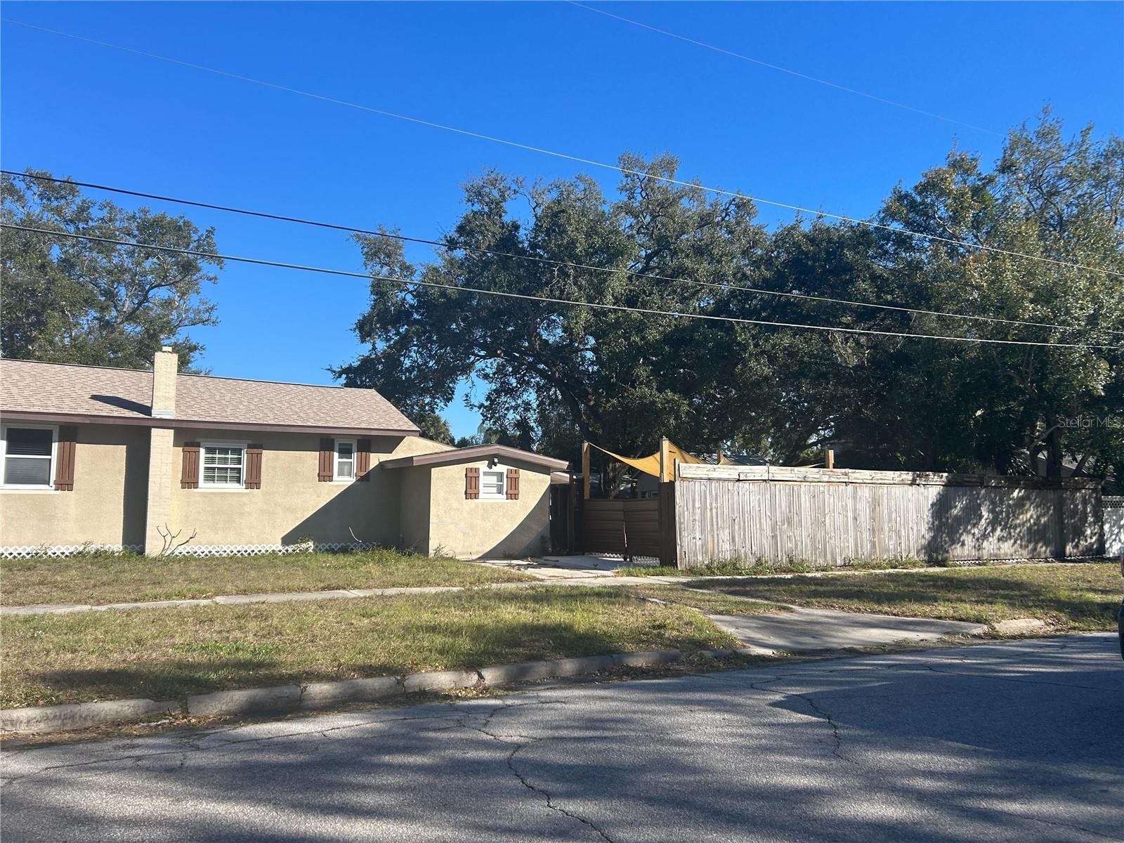3324 W MARLIN AVE — photo 3