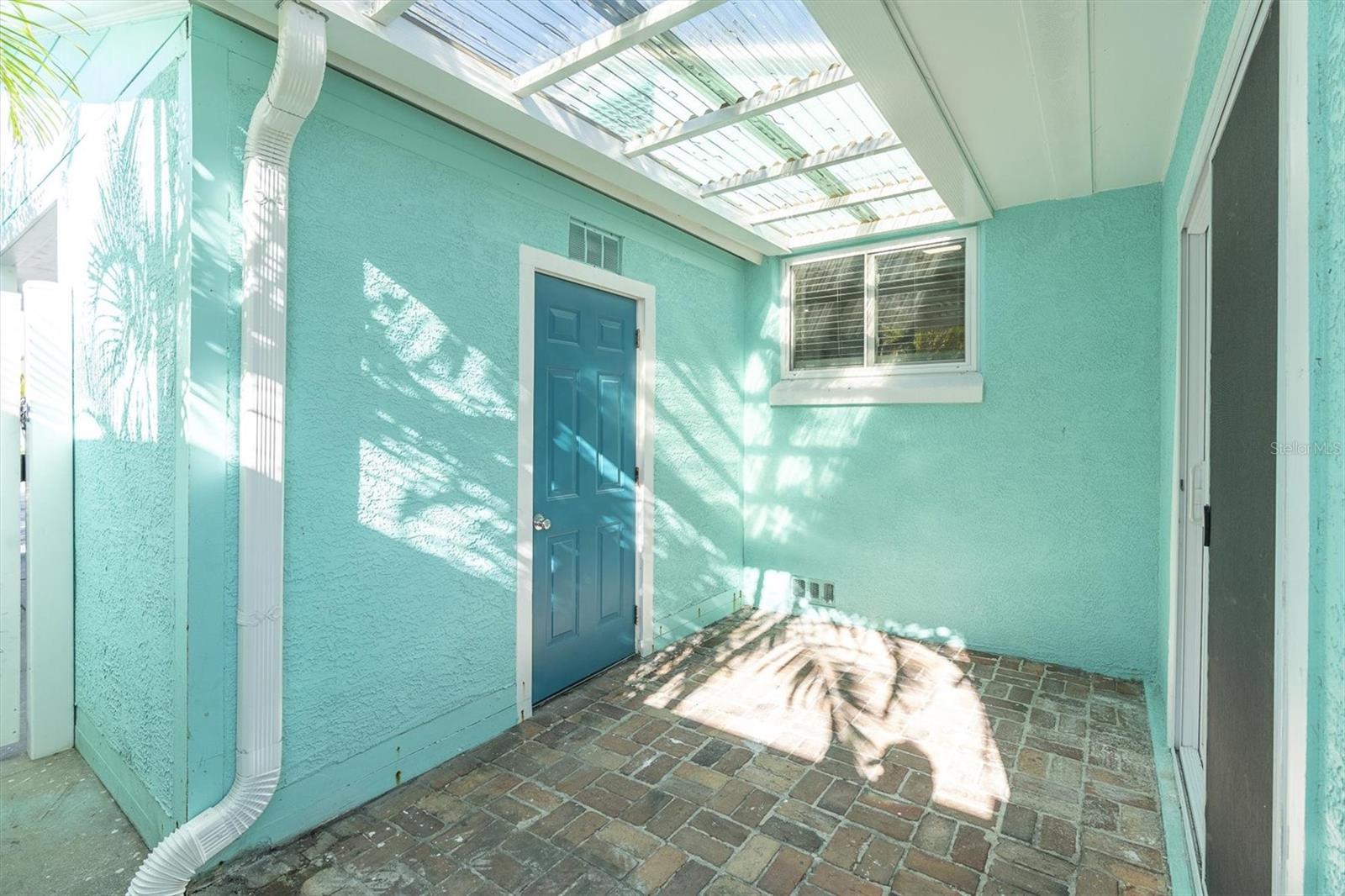 518 77TH AVE — photo 23