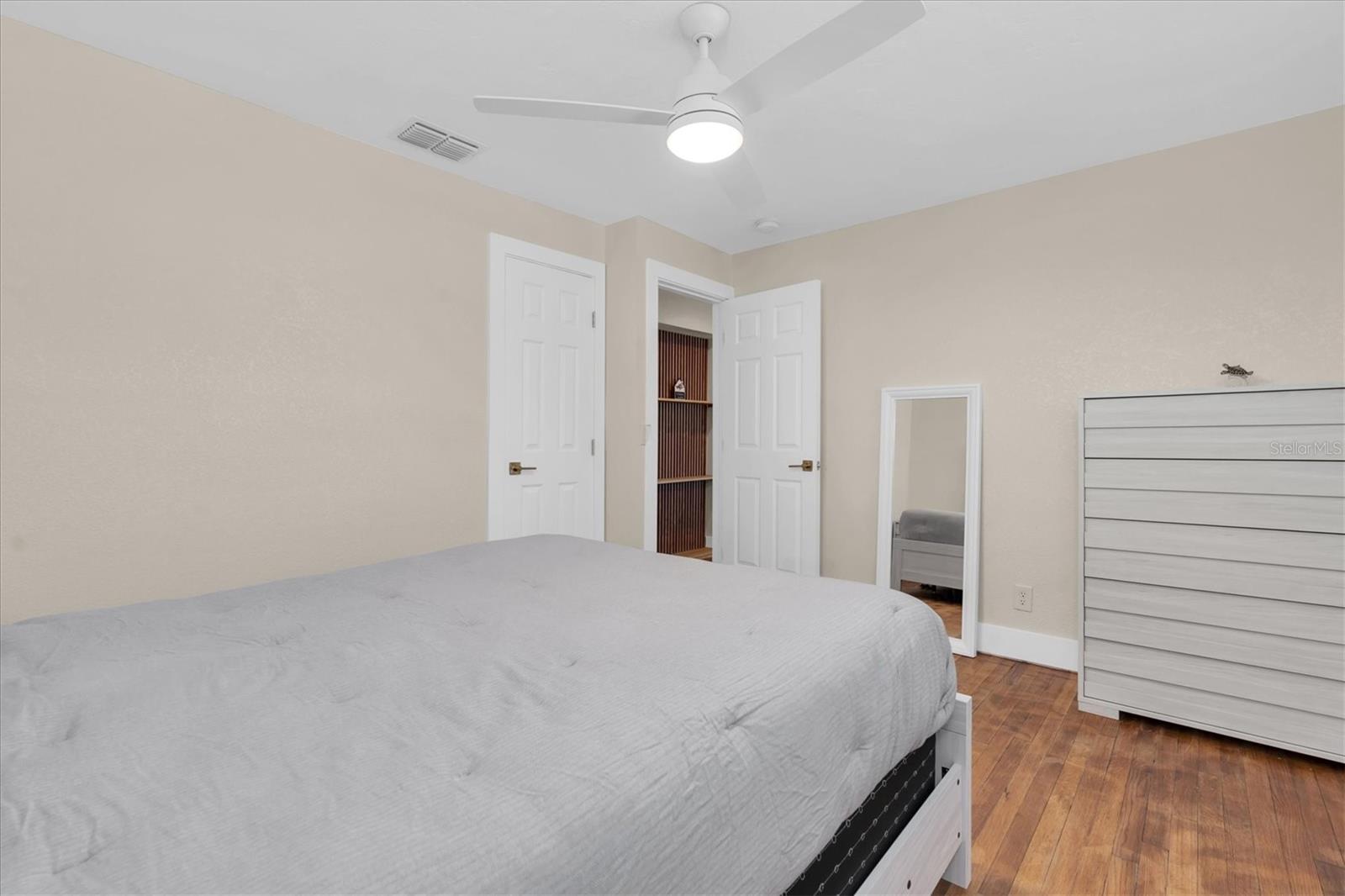 518 77TH AVE — photo 30