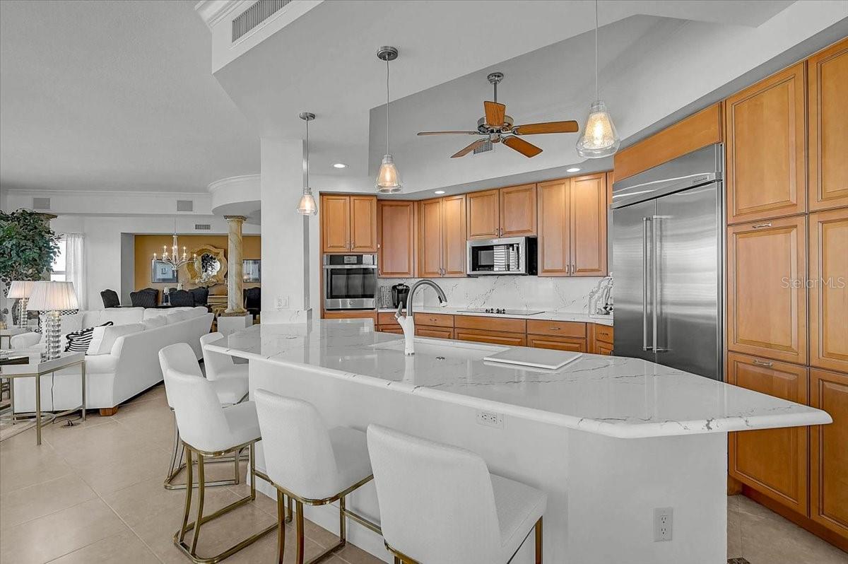 401 N POINT RD #1001 — photo 18