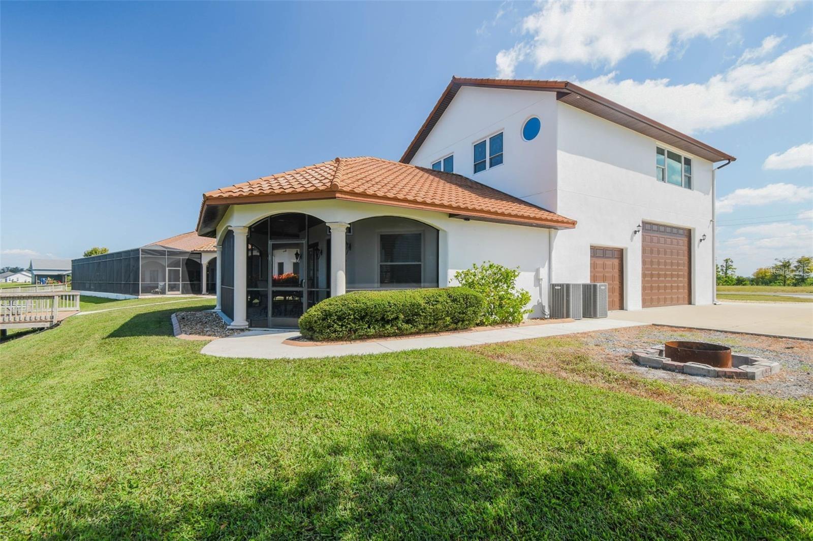 3215 GULF CITY RD — photo 88