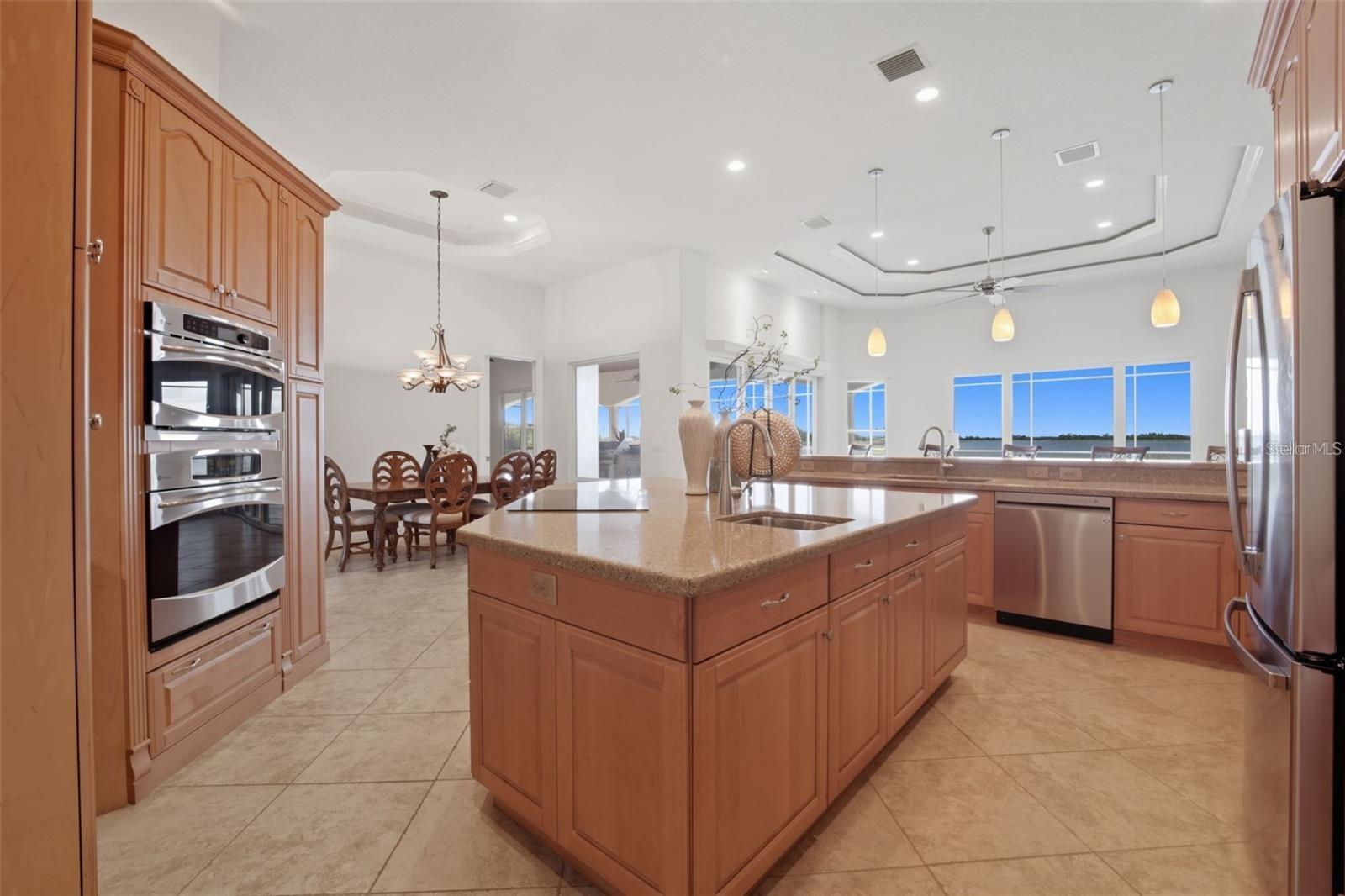 3215 GULF CITY RD — photo 43