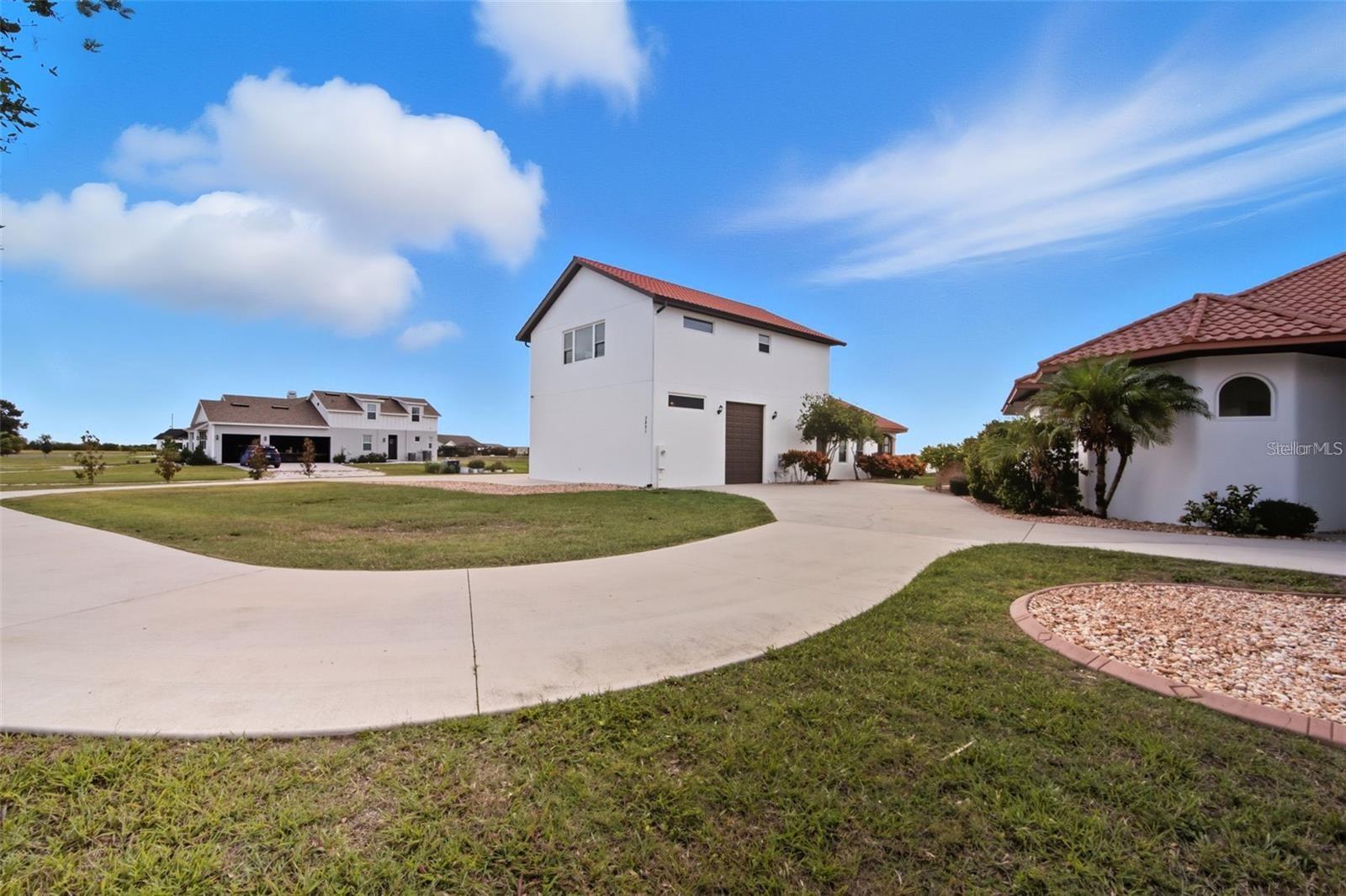 3215 GULF CITY RD — photo 87