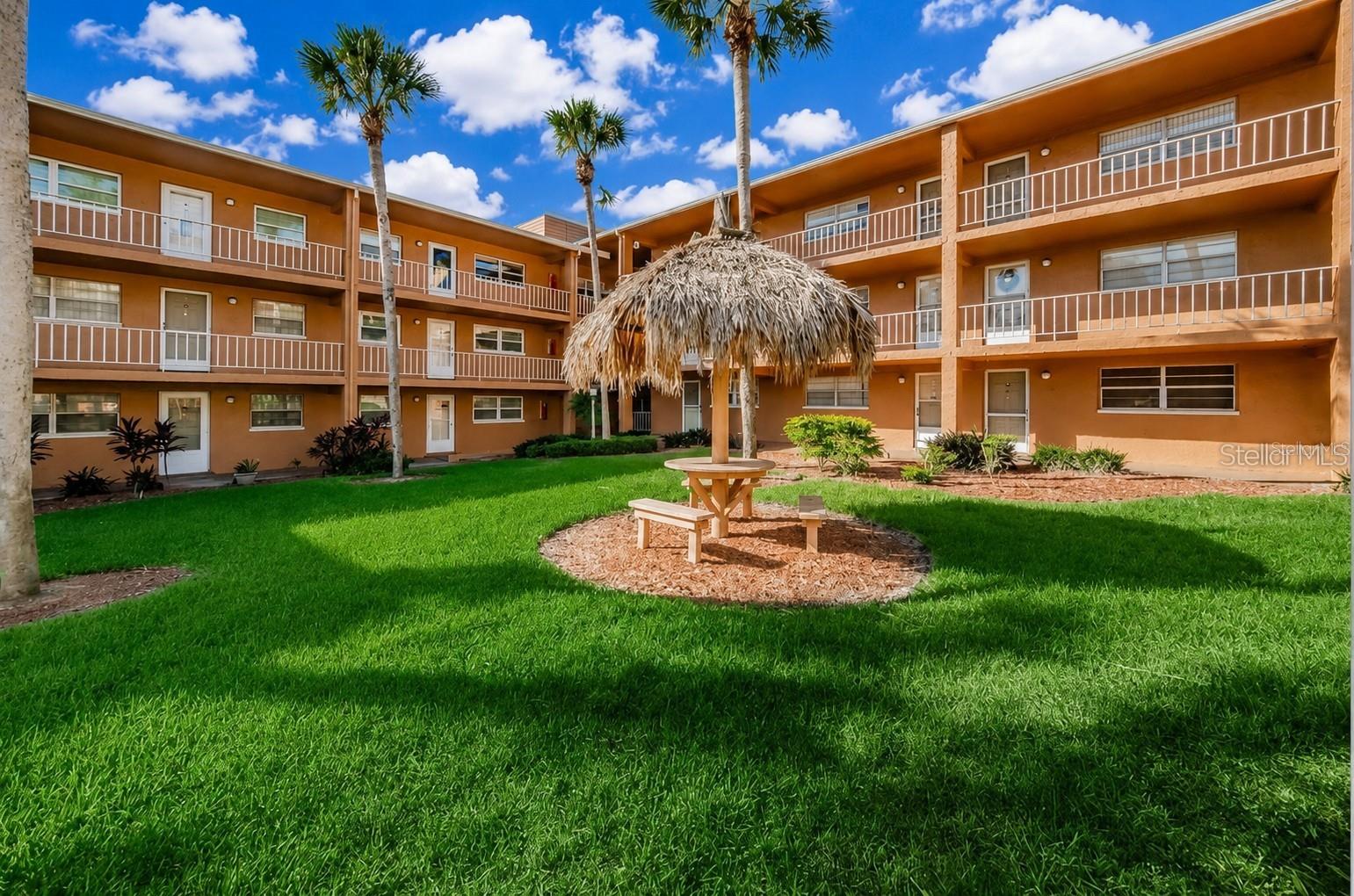 12760 INDIAN ROCKS RD #553 — photo 40