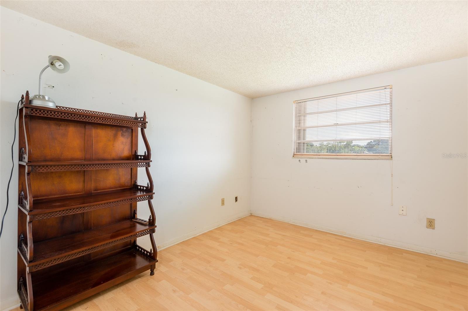 6809 TWELVE OAKS BLVD — photo 27