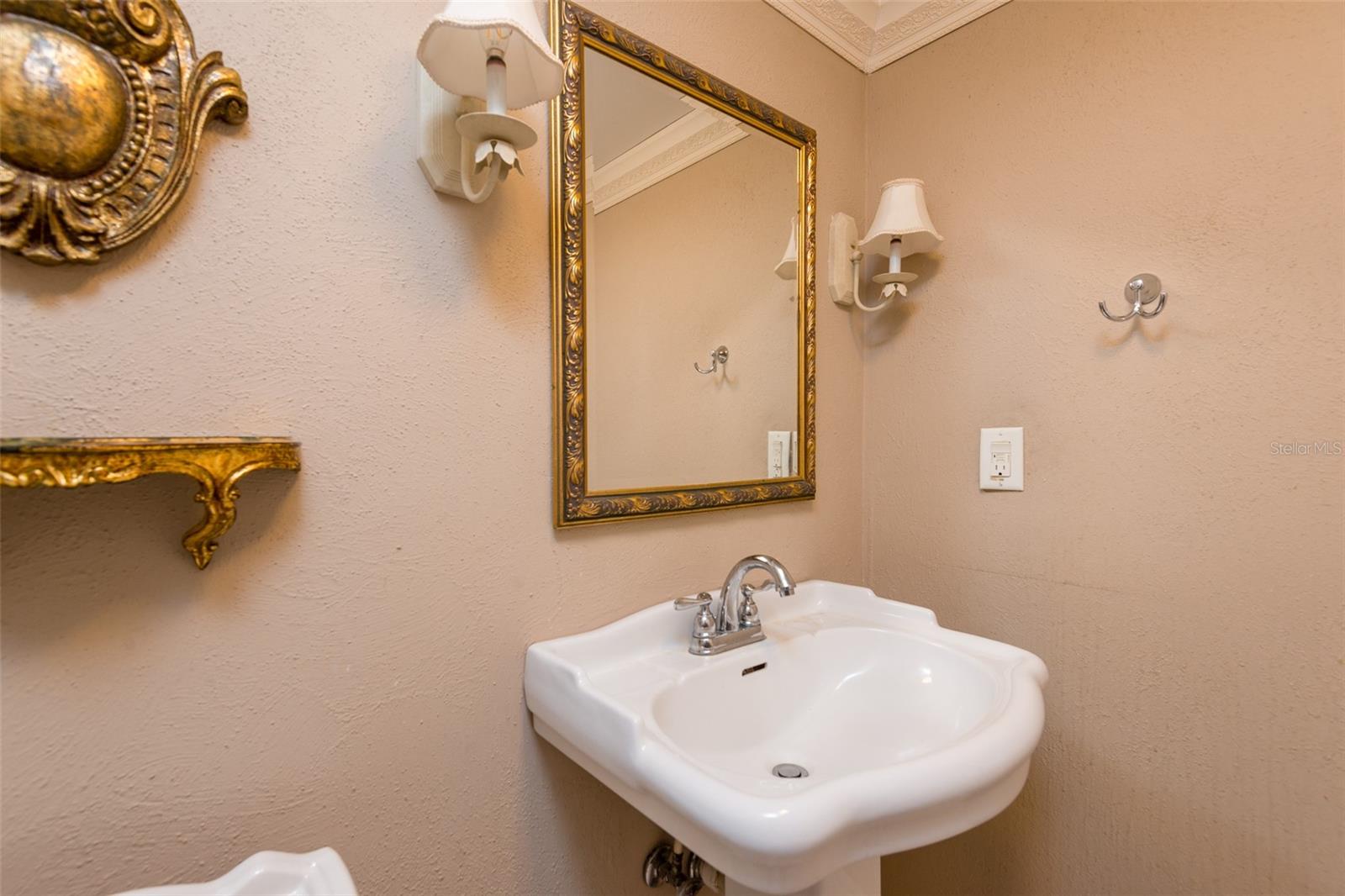 6809 TWELVE OAKS BLVD — photo 18