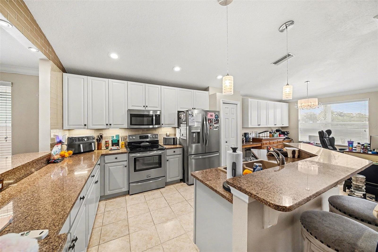 215 FERN GULLEY DR — photo 5