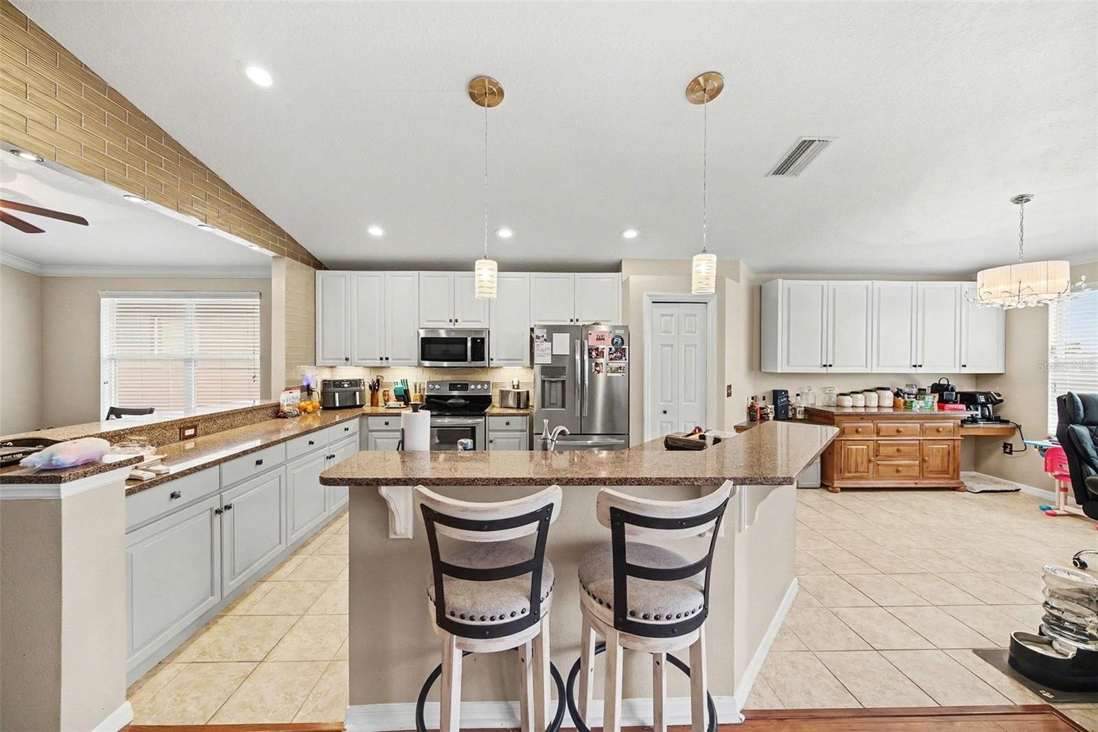 215 FERN GULLEY DR — photo 6