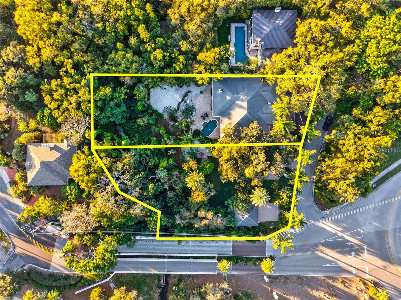 1581 ALEXANDER RD — photo 49