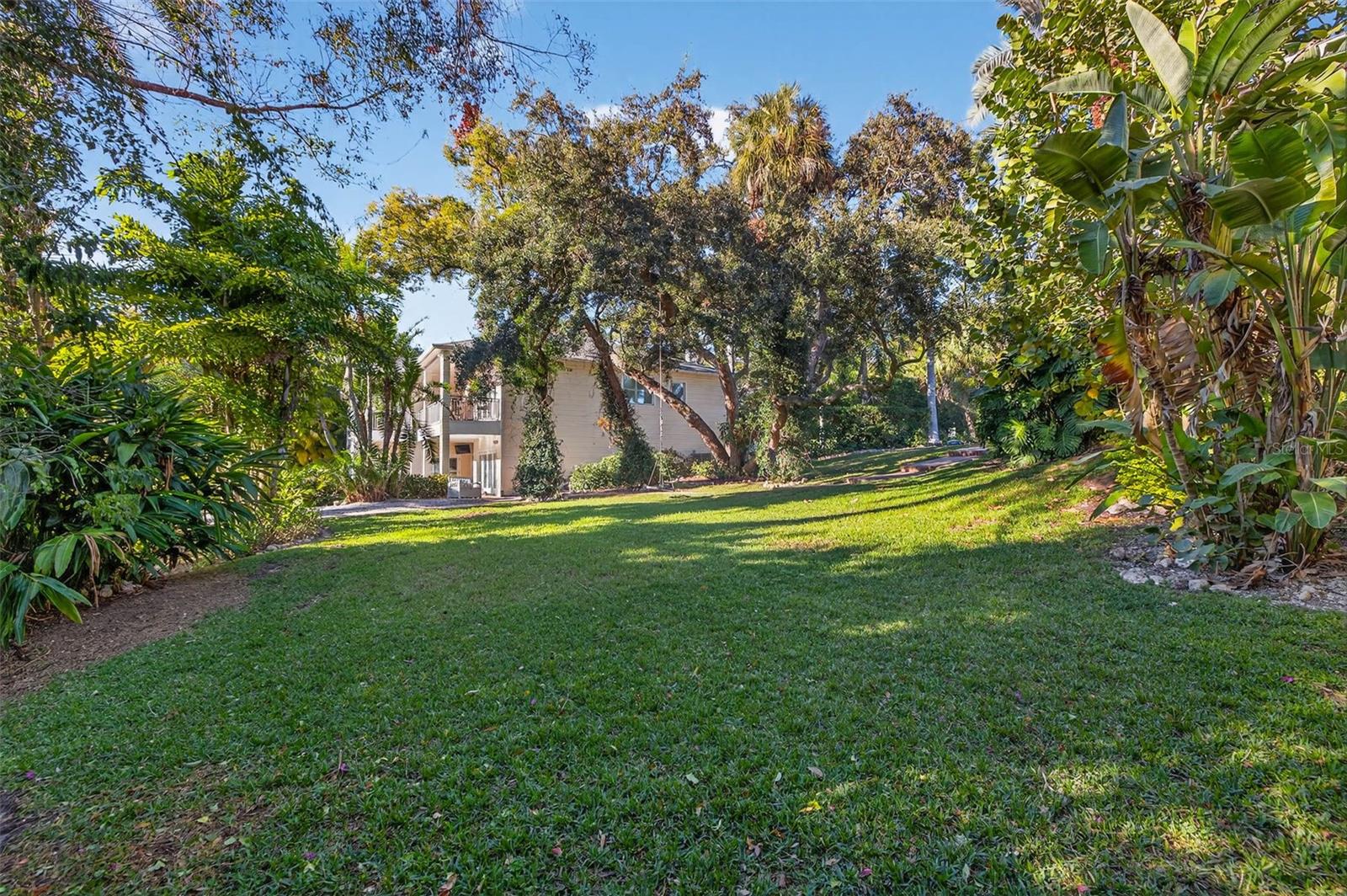 1581 ALEXANDER RD — photo 41