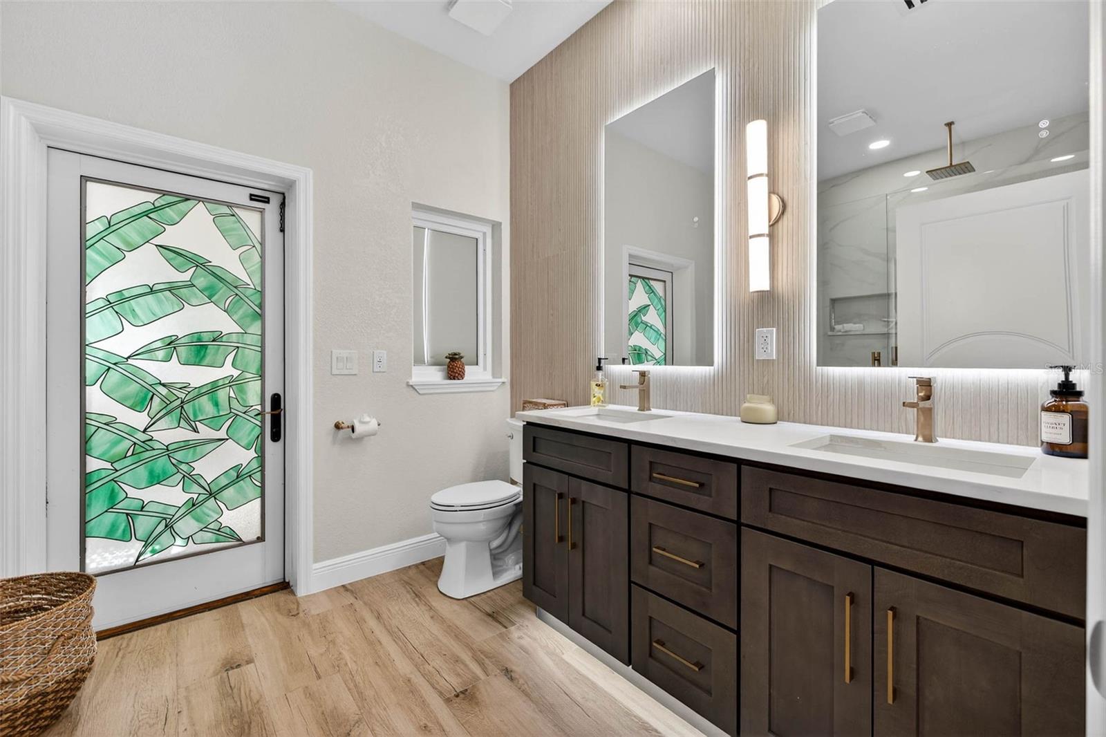 1581 ALEXANDER RD — photo 31