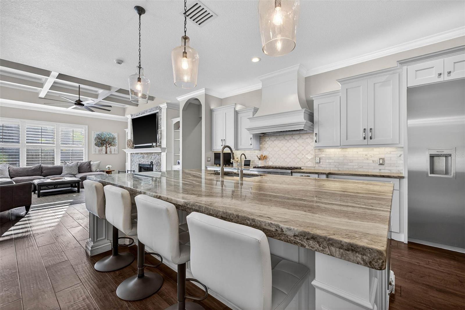 1581 ALEXANDER RD — photo 8