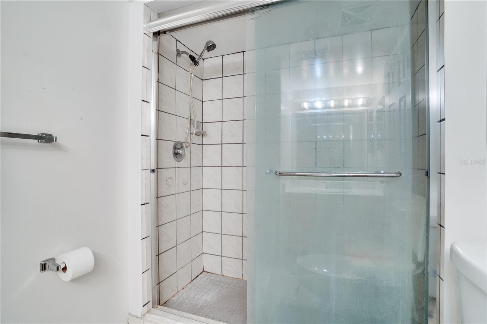 6315 NEWTOWN CIR #15B3 — photo 23