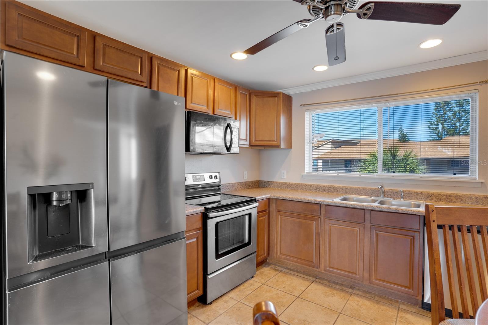 6315 NEWTOWN CIR #15B3 — photo 3