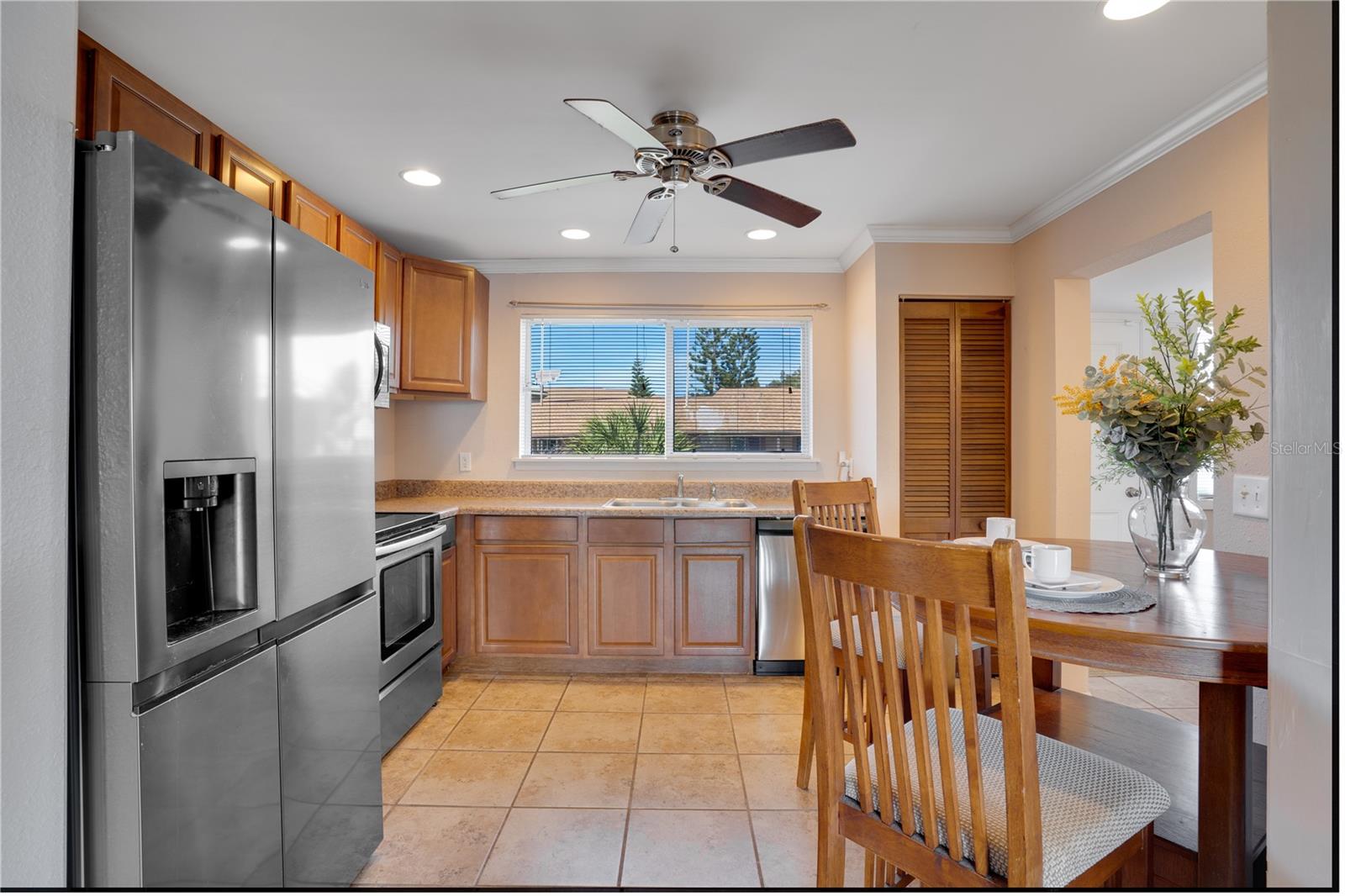 6315 NEWTOWN CIR #15B3 — photo 5