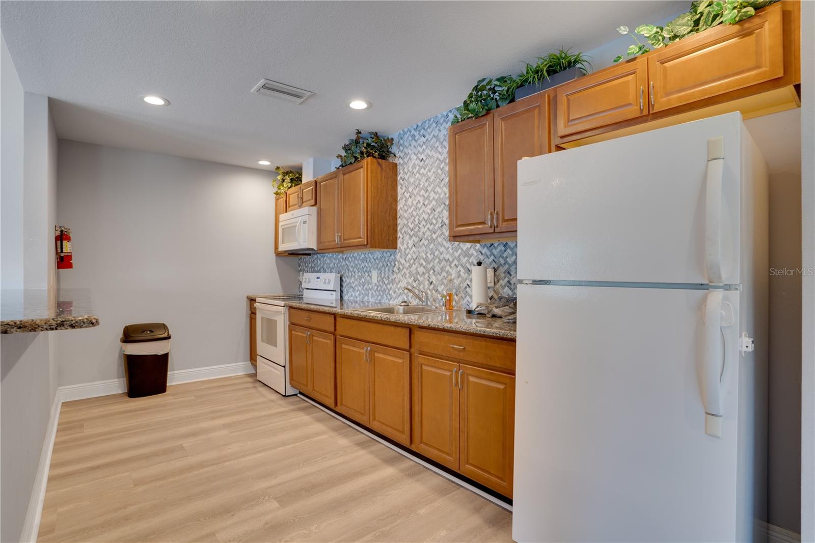 6315 NEWTOWN CIR #15B3 — photo 29